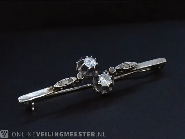 Gouden broche met diamanten - afbeelding 5 van  8