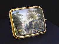 Gouden broche met een antiek schilderij - afbeelding 3 van  7