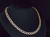 Gouden collier volledig met witte diamanten en saffieren 17.00 carat - afbeelding 2 van  8