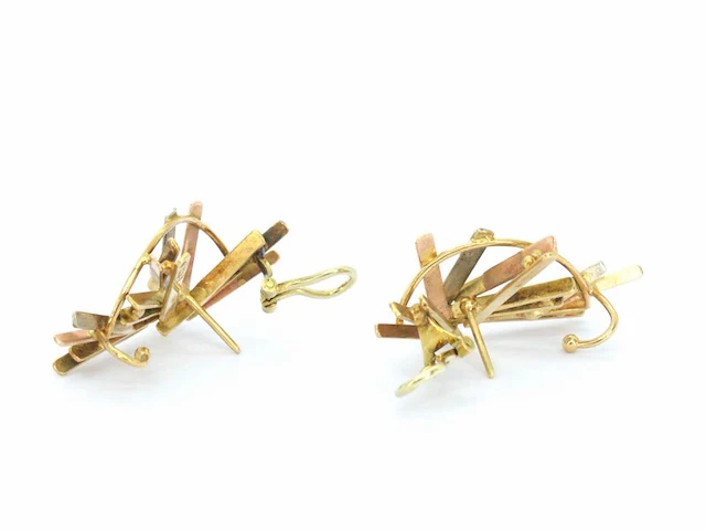 Gouden design oorbellen van anneke schat - afbeelding 9 van  12