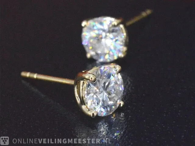 Gouden diamanten oorbellen van 2.00 carat - afbeelding 3 van  9