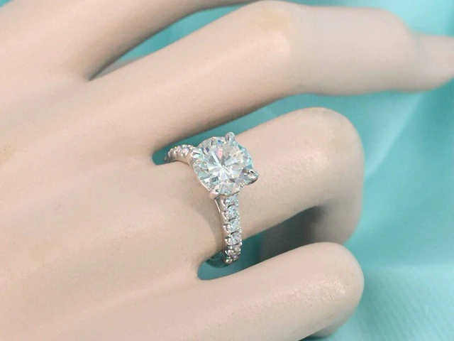 Gouden diamanten solitair ring met een grote diamant van 3.00 carat - afbeelding 2 van  8