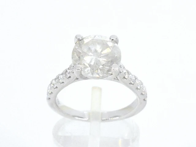 Gouden diamanten solitair ring met een grote diamant van 4.00 carat en kleine diamanten - afbeelding 1 van  9