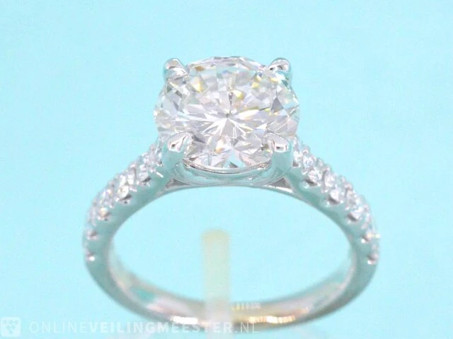 Gouden diamanten solitair ring met een grote diamant van 5.00 carat - afbeelding 1 van  9