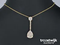 Gouden druppelvormige hanger met briljant en princess geslepen diamanten - afbeelding 2 van  6