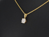 Gouden entourage hanger met briljant geslepen diamanten, excl. ketting - afbeelding 3 van  8