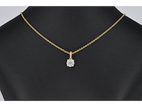 Gouden entourage hanger met briljant geslepen diamanten, excl. ketting - afbeelding 2 van  7