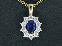 Gouden entourage hanger met diamanten en saffier, excl. ketting - afbeelding 1 van  9