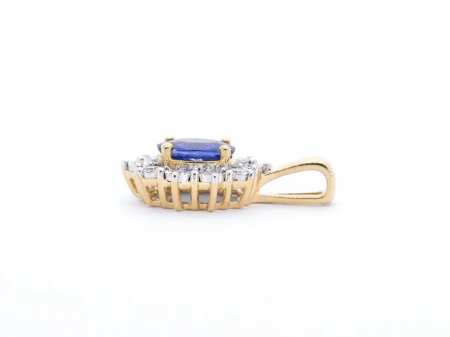 Gouden entourage hanger met diamanten en saffier, excl. ketting - afbeelding 5 van  9