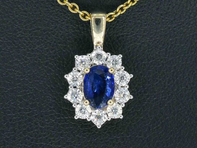 Gouden entourage hanger met diamanten en saffier, excl. ketting - afbeelding 1 van  7