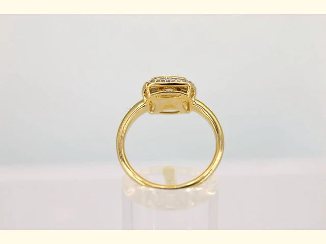Gouden entourage ring met diamanten - afbeelding 6 van  6