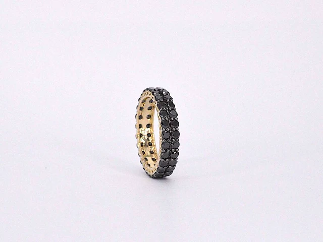 Gouden eternity ring met zwarte diamanten - afbeelding 8 van  9