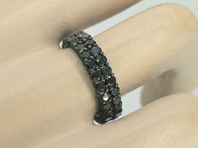 Gouden eternity ring zwart diamant - afbeelding 2 van  7