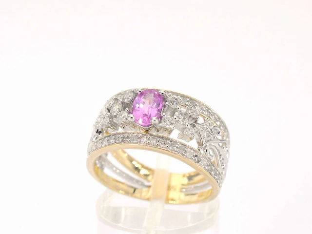 Gouden exclusieve ring vol met diamanten en een edelsteen - afbeelding 6 van  11