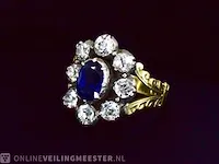 Gouden exclusieve victoriaanse ring met oud geslepen diamanten en prachtige saffier