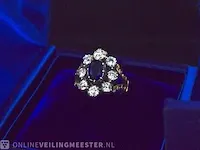 Gouden exclusieve victoriaanse ring met oud geslepen diamanten en prachtige saffier - afbeelding 6 van  7
