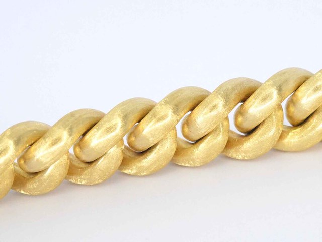 Gouden gevlochten armband zeer groot uitgevoerd - afbeelding 6 van  7