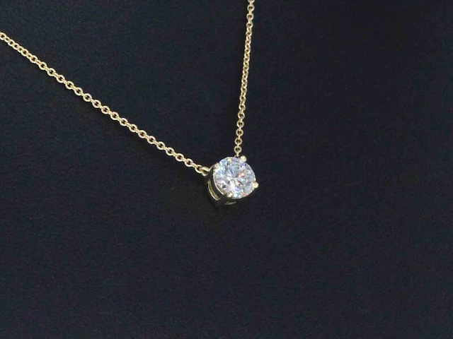 Gouden halsketting met een briljant geslepen diamant van 0.50 carat - afbeelding 3 van  9