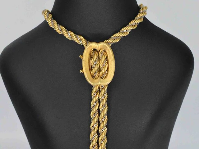 Gouden halsketting met een gouden sluiting - afbeelding 6 van  11