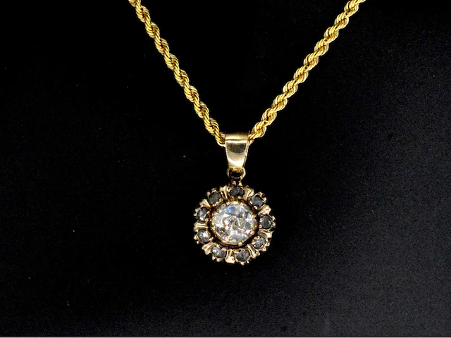 Gouden hanger diamant - afbeelding 1 van  8