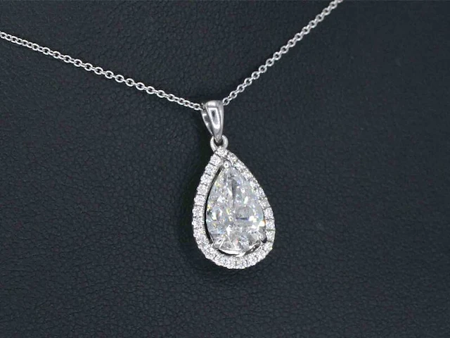 Gouden hanger in peer vorm met diamant 2.01 carat - afbeelding 4 van  10