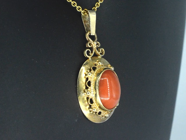 Gouden hanger met bloedkoraal, excl. ketting - afbeelding 5 van  11