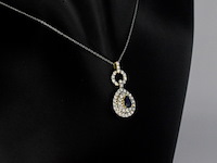 Gouden hanger met diamanten en een saffier in druppelvorm, excl. ketting - afbeelding 4 van  9