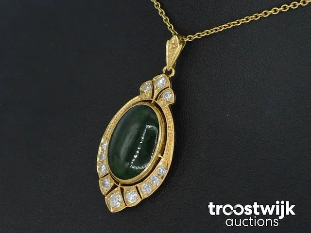 Gouden hanger met diamanten en jade - afbeelding 3 van  5