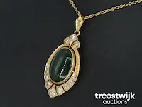Gouden hanger met diamanten en jade - afbeelding 3 van  5