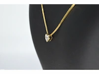 Gouden hanger met een briljant geslepen diamant in hartvorm - afbeelding 3 van  6