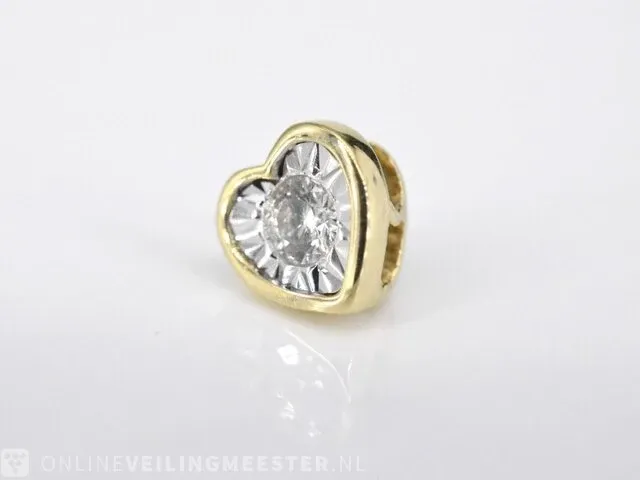 Gouden hanger met een briljant geslepen diamant in hartvorm - afbeelding 5 van  7