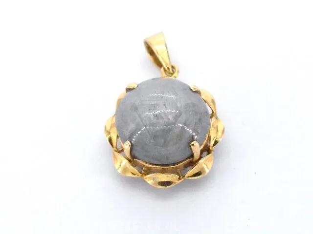 Gouden hanger met een edelsteen - afbeelding 7 van  9