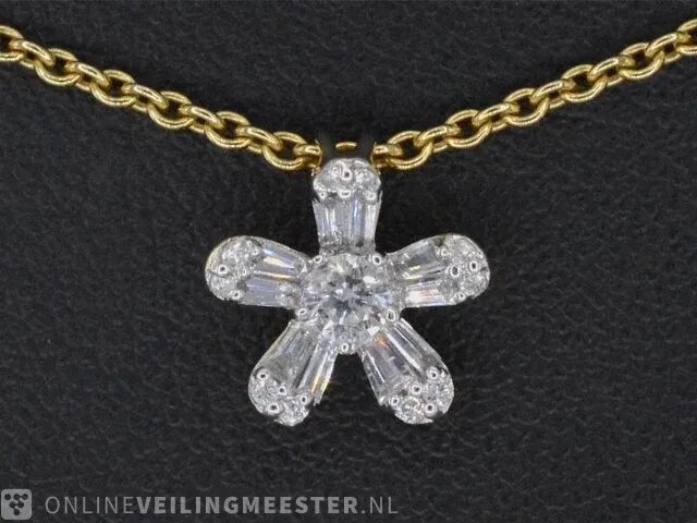 Gouden hanger met natuurlijke echte diamanten - afbeelding 1 van  7