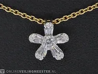 Gouden hanger met natuurlijke echte diamanten - afbeelding 1 van  7
