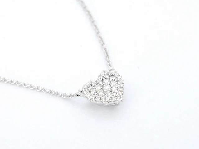 Gouden hartvormige hanger en collier vol met diamanten - afbeelding 8 van  11