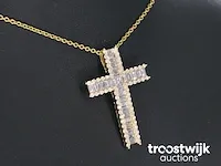 Gouden kruis hanger met schitterende diamanten gezet - afbeelding 4 van  7