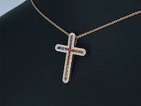 Gouden kruishanger met diamanten en edelstenen - afbeelding 3 van  8