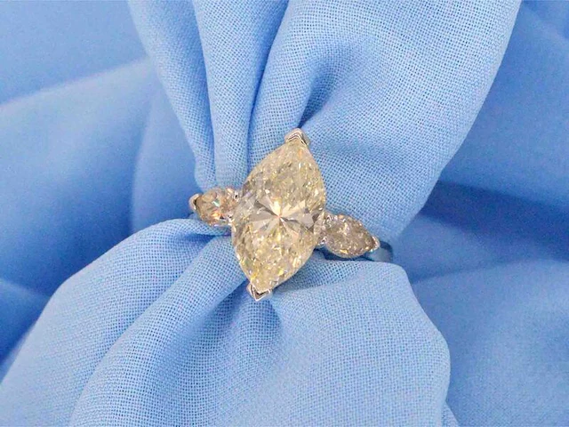 Gouden marquise ring met een centrale diamant van 5.45 carat - afbeelding 2 van  14