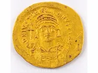Gouden munt justinianus i 527-565 na chr. - afbeelding 1 van  2