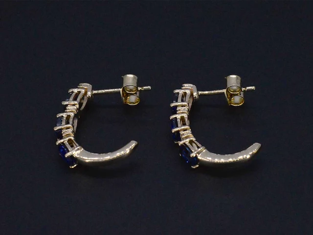 Gouden oorbellen diamant saffier - afbeelding 6 van  9