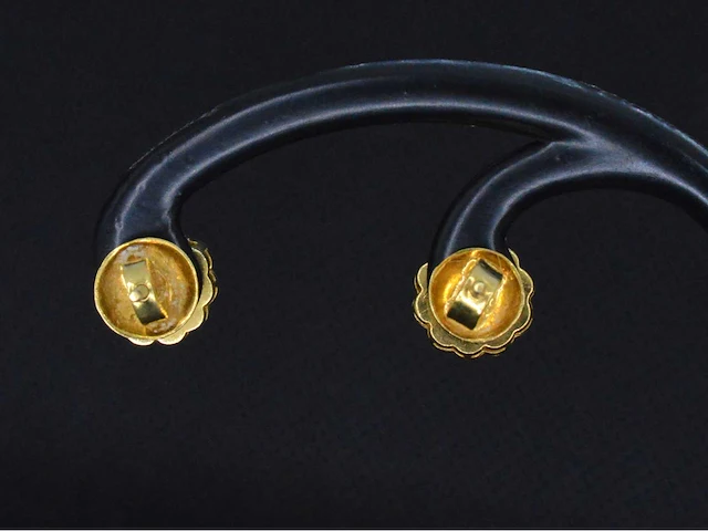 Gouden oorbellen diamant - afbeelding 5 van  6