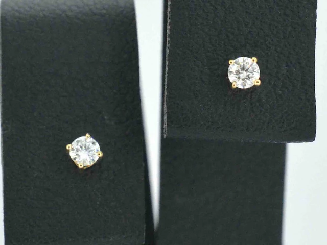 Gouden oorbellen diamant - afbeelding 1 van  10