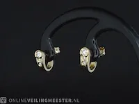 Gouden oorbellen met diamanten - afbeelding 2 van  8