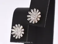 Gouden oorbellen met natuurlijke echte diamanten - afbeelding 3 van  9
