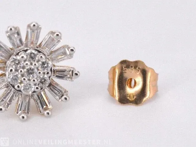 Gouden oorbellen met natuurlijke echte diamanten - afbeelding 7 van  9