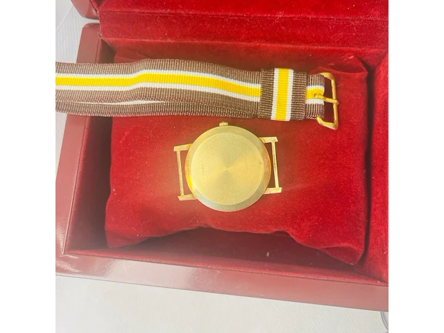 Gouden pontiac horloge 14kt goud - afbeelding 4 van  11