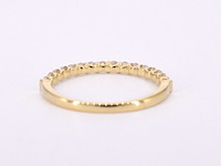 Gouden rijring bezet met briljant geslepen diamanten - afbeelding 7 van  9