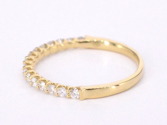 Gouden rijring bezet met briljant geslepen diamanten - afbeelding 8 van  9