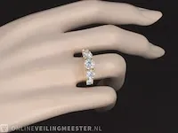 Gouden ring met 2.90 carat briljanten - afbeelding 4 van  11