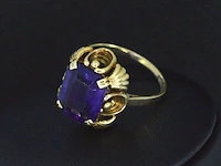 Gouden ring met amethist - afbeelding 2 van  7